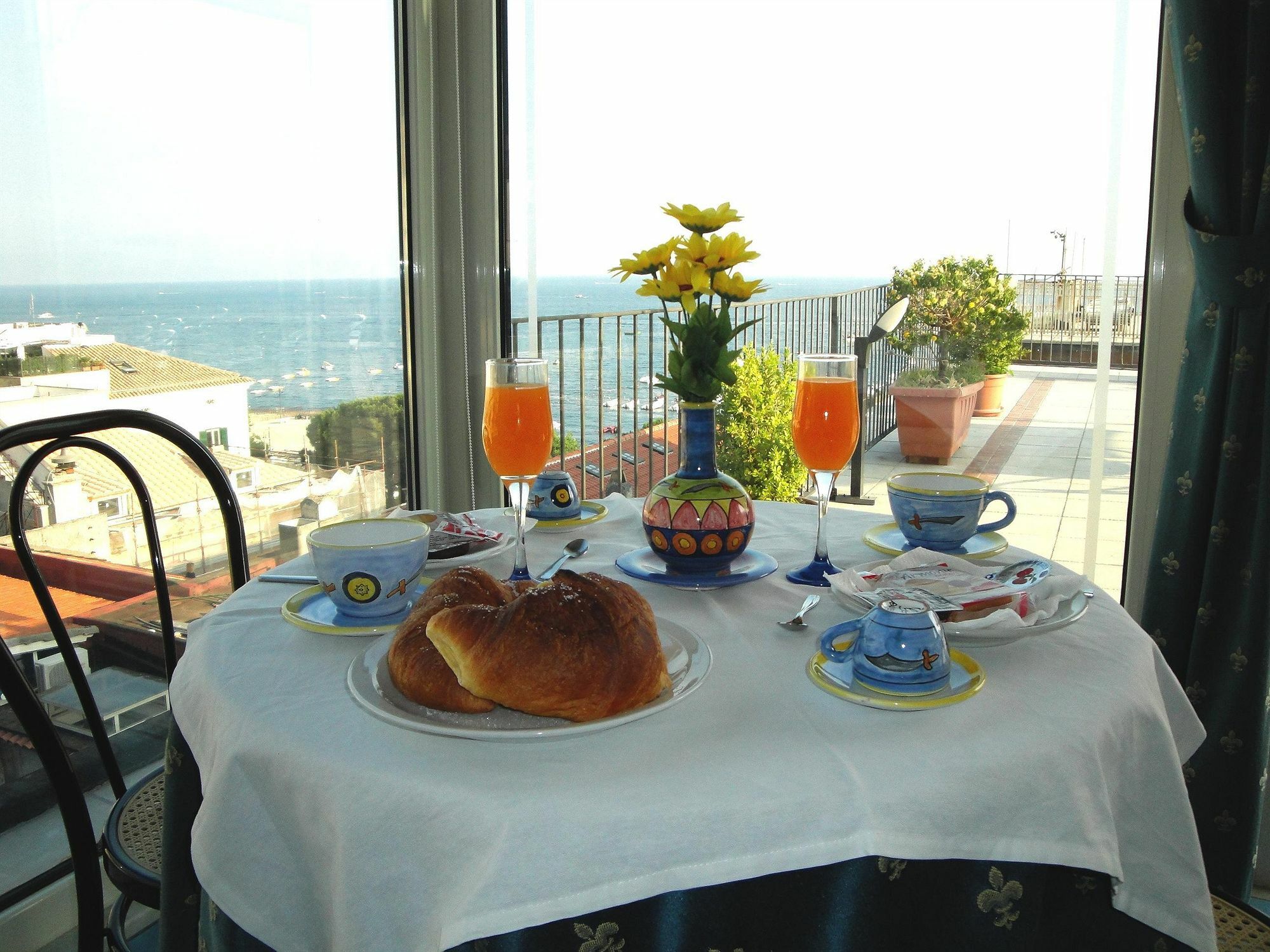 Riviera B&B Rooms Maiori Luaran gambar