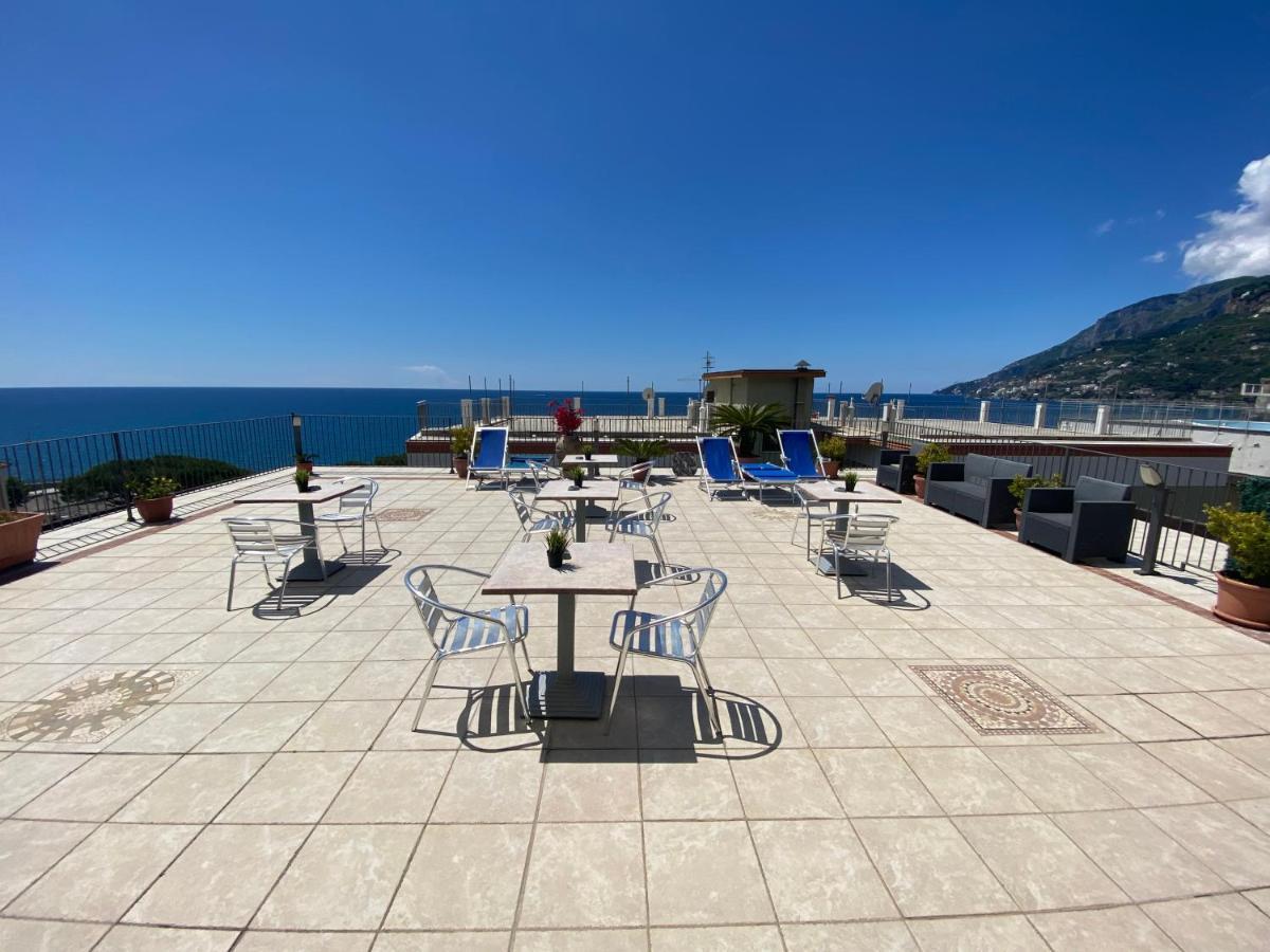 Riviera B&B Rooms Maiori Luaran gambar