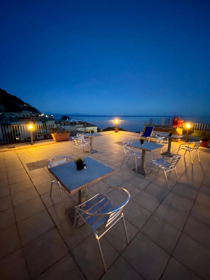 Riviera B&B Rooms Maiori Luaran gambar